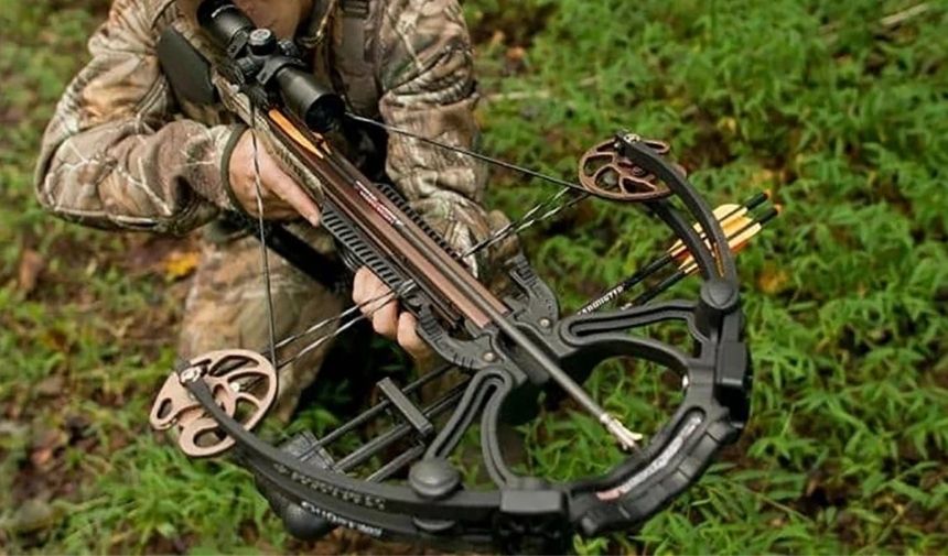 İmamı okla vuran saldırgan, şortlu birinin namaz kılmasına sinirlenmiş