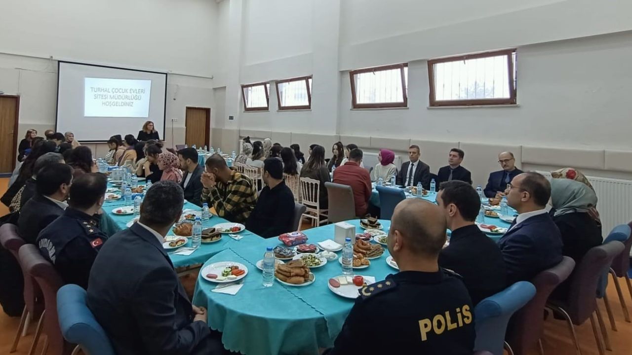 Tokat’ta “Kızlarımız İçin Ortak Adımlar” Toplantısı Düzenlendi