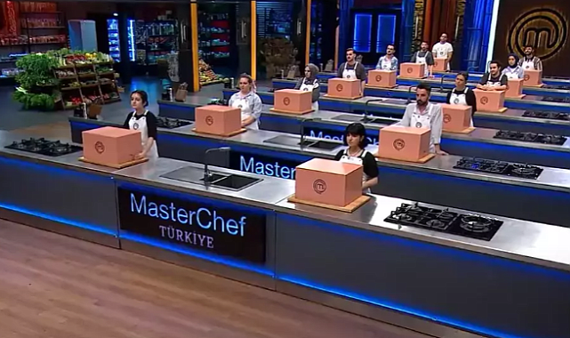 MasterChef 2025 Ana Kadrosuna Kim Katıldı: 17. İsim Yarışmaya Damga Vuracak Mı?