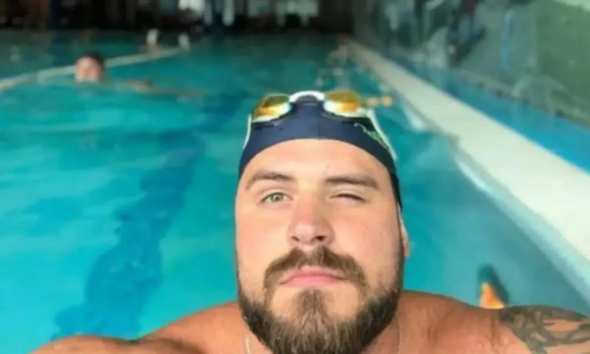 Boğaziçi’nde kayıp yüzücü: Rus sporcunun akıbeti merak ediliyor, arama çalışmaları sürüyor.