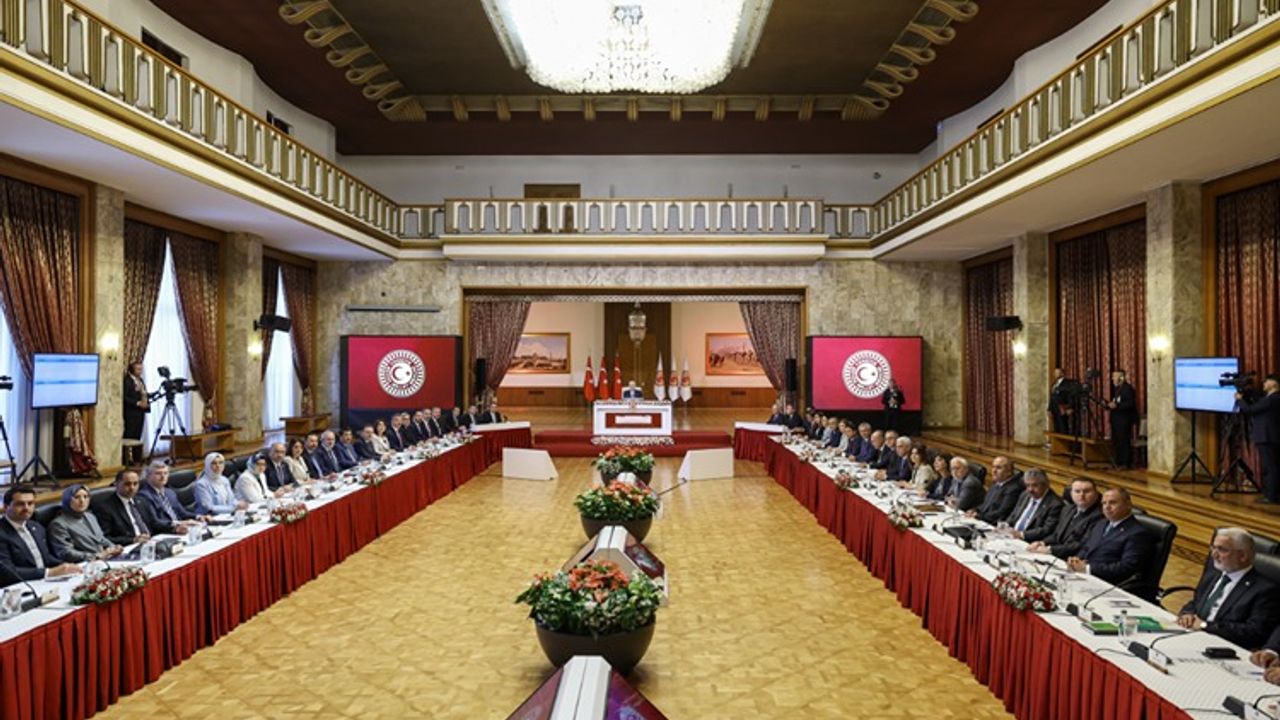 Süreç komisyonunda İyi Parti’nin boş bıraktığı 3 sandalye için öneri