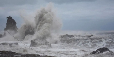 Trabzon’da Denize Girmek Yasaklandı! İşte Nedeni