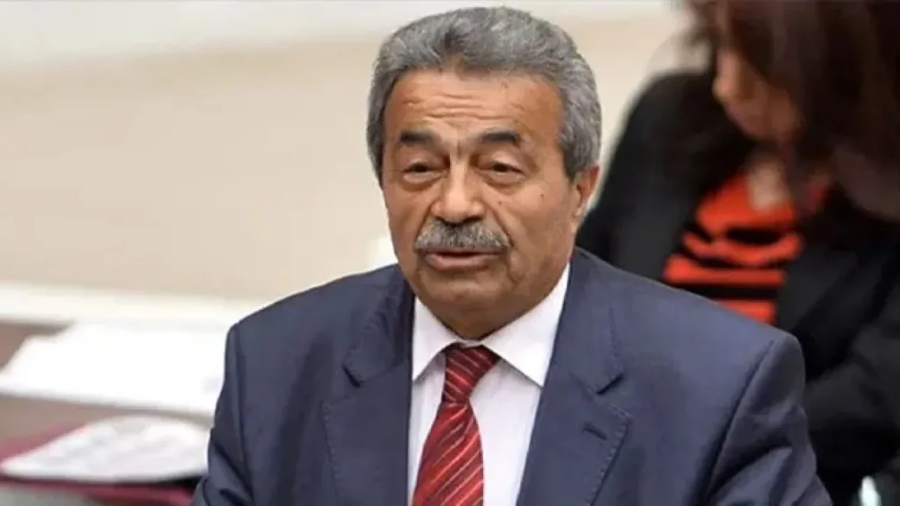 Kamer Genç kimdir, aslen nereli, alevi mi, kaç yaşında? Biyografisi ve hayatı Kamer Genç kimdir, aslen nereli, alevi mi, kaç yaşında? Biyografisi ve hayatı