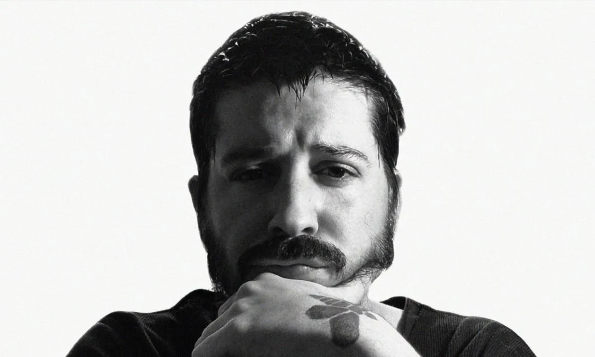 Son Feci Bisiklet vokali Arda Kemirgent kimdir? Arda Kemrigent evli mi?