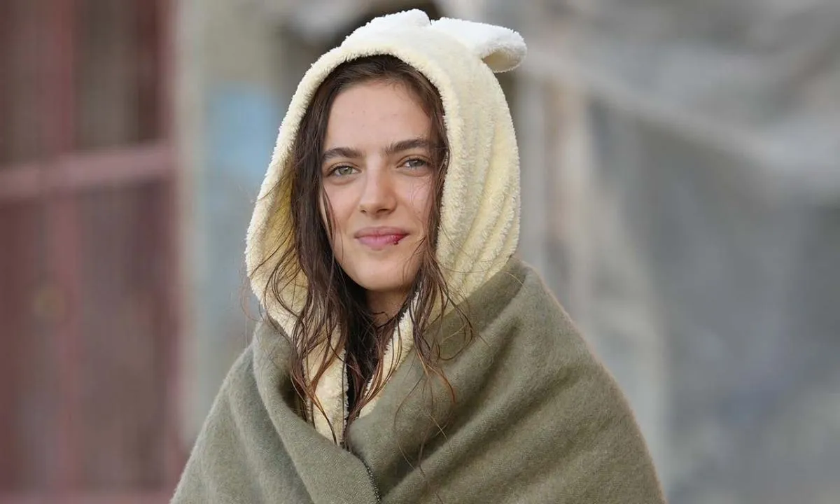 Taşacak Bu Deniz Eleni Miryano kimdir? Ava Yaman nereli, Türk mü?